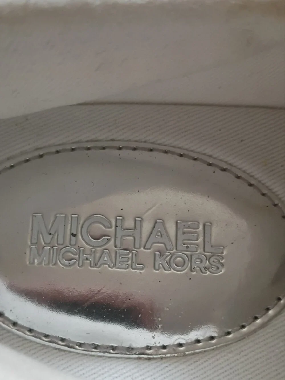 Michael Kors mononogram white